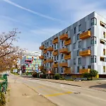 Fiorella 2 Bdr With Balcony Lejlighed
