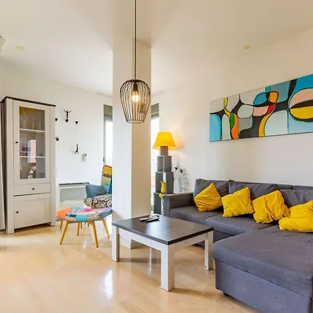 Fiorella 2 Bdr With Balcony Zadar